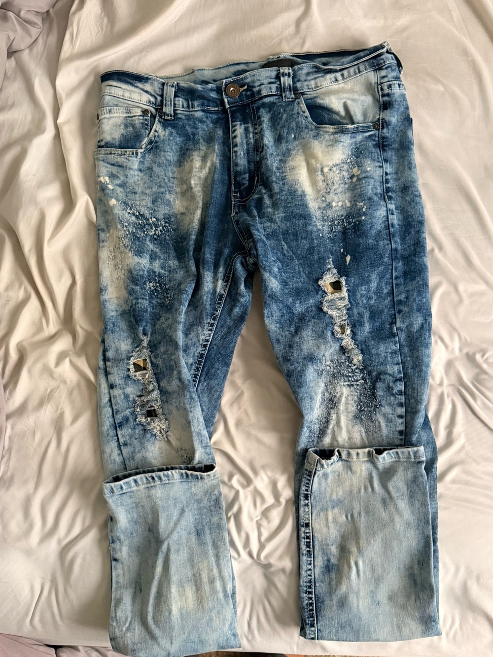 Distressed Light Blue Men’s Jeans - Washed Slim Fit